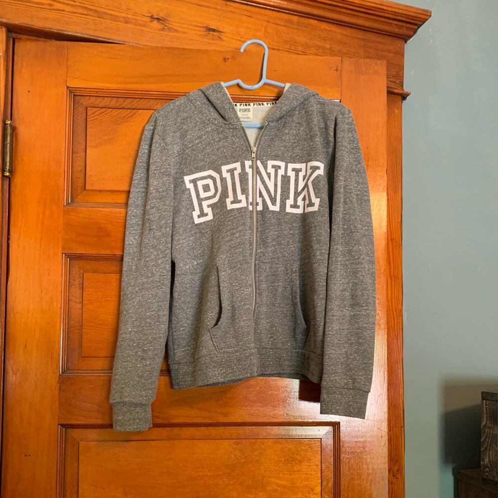 VS zip up